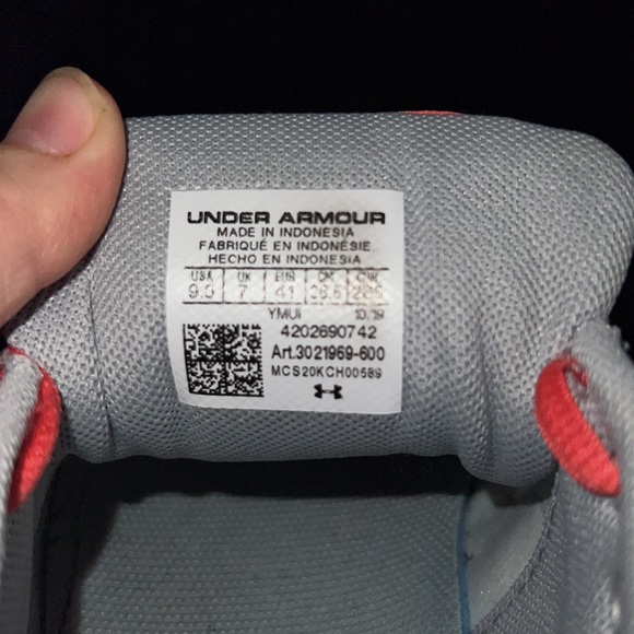 Womens UA Micro G Pursuit BP shoes size 9.5 - Picture 6 of 6